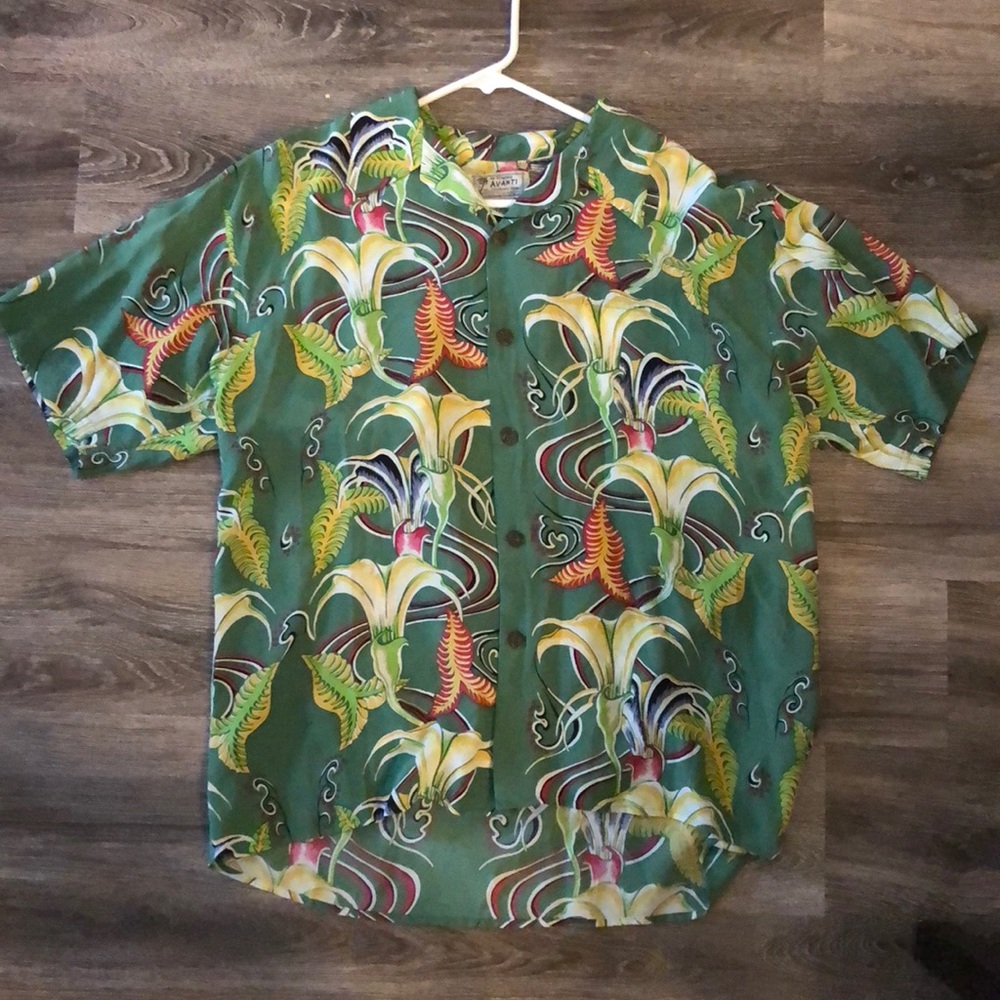 Avanti authentic Hawaiian silk dress shirt